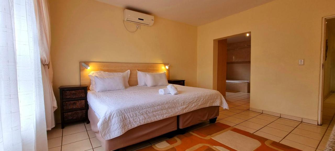 Asda Guesthouse Mogwase Esterno foto